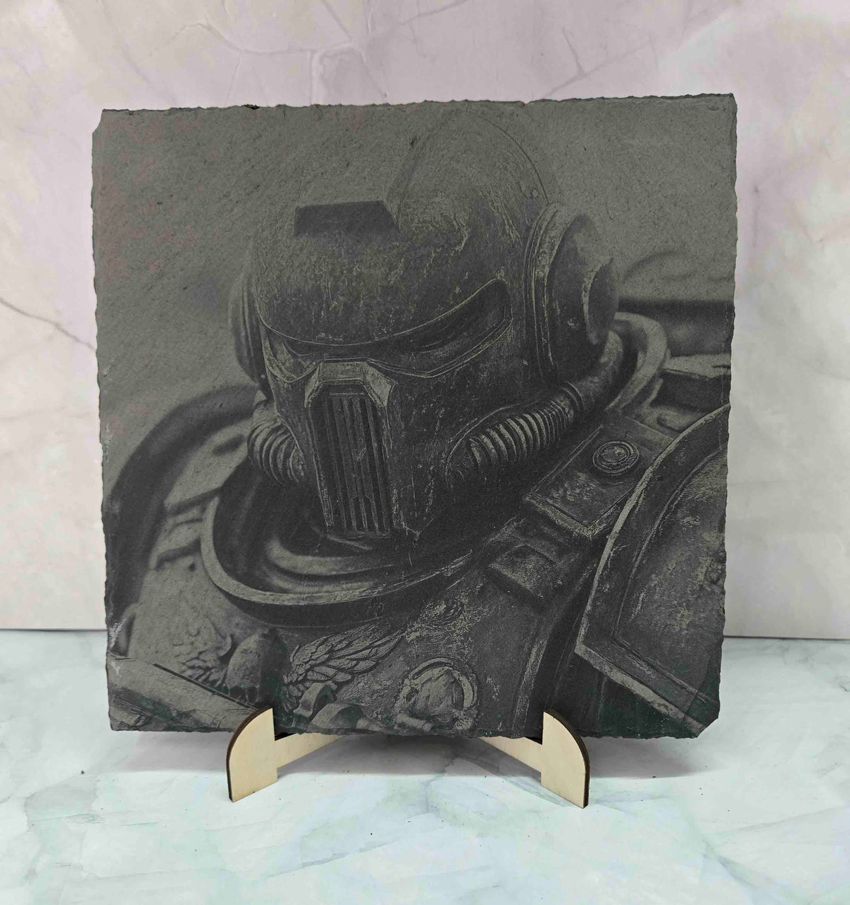 Гравирана вулканична плочкa Warhammer 40k