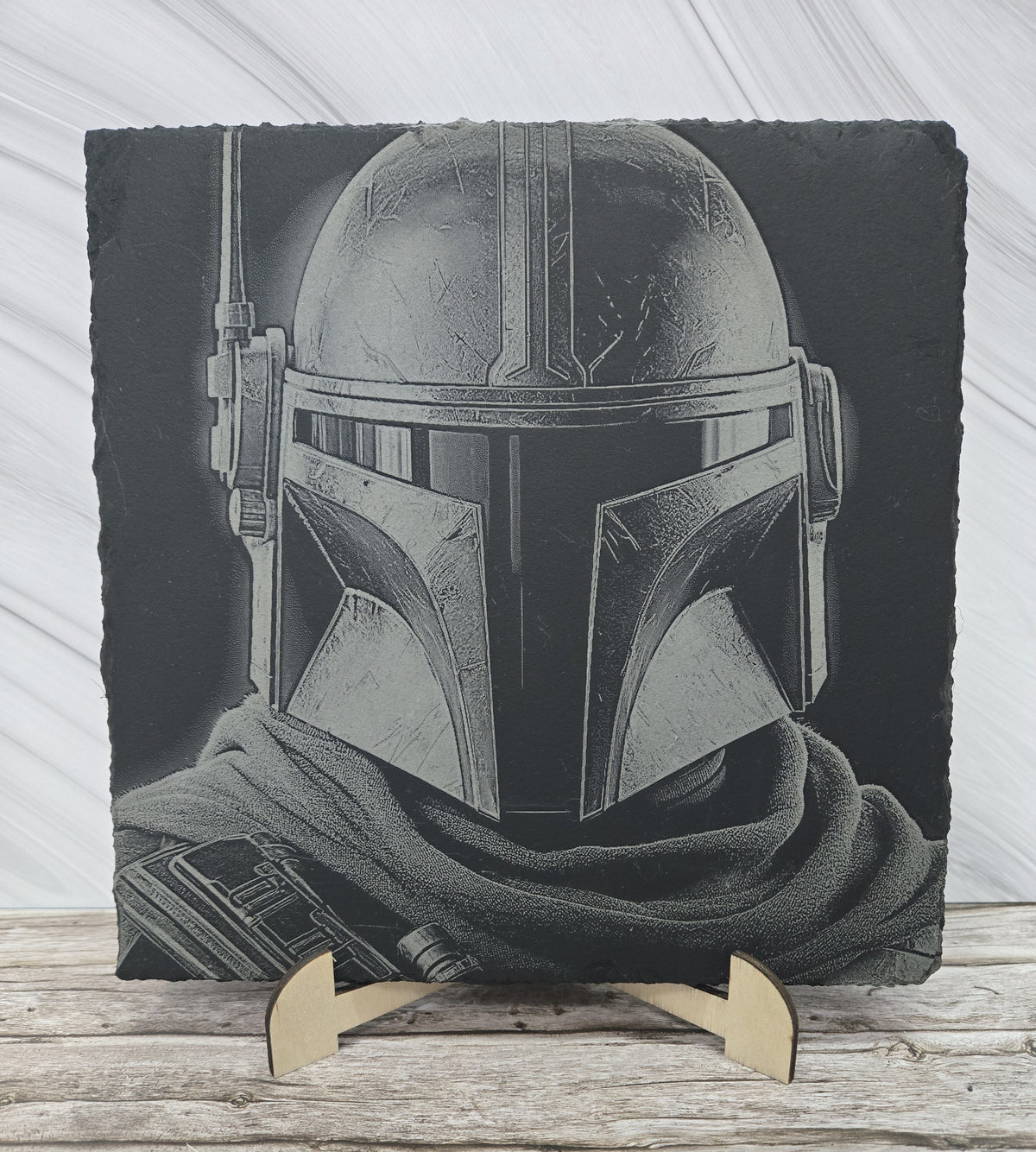 Гравирана вулканична плочка Star Wars Mandolarian