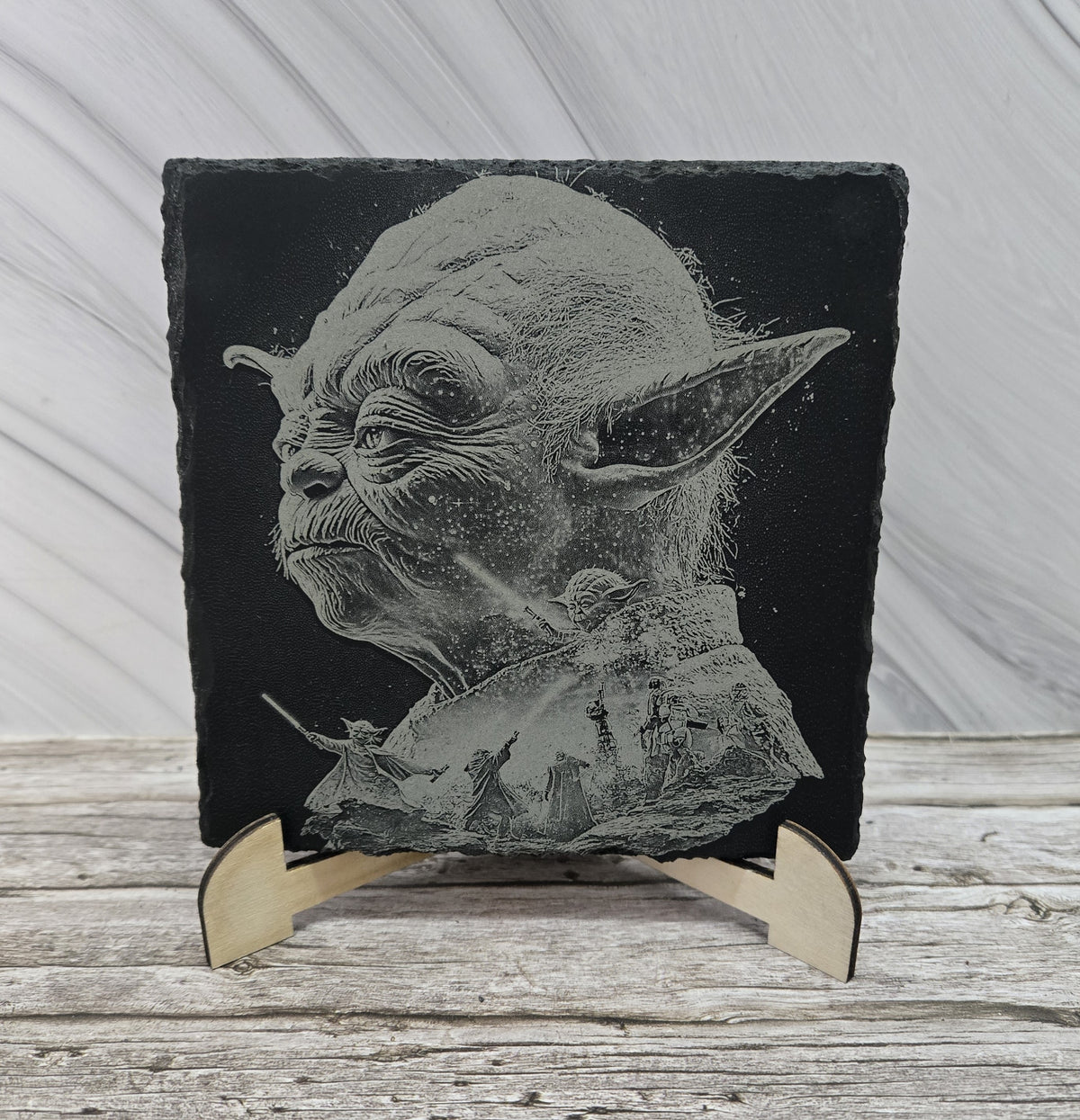 Гравирана вулканична плочка Star Wars Yoda