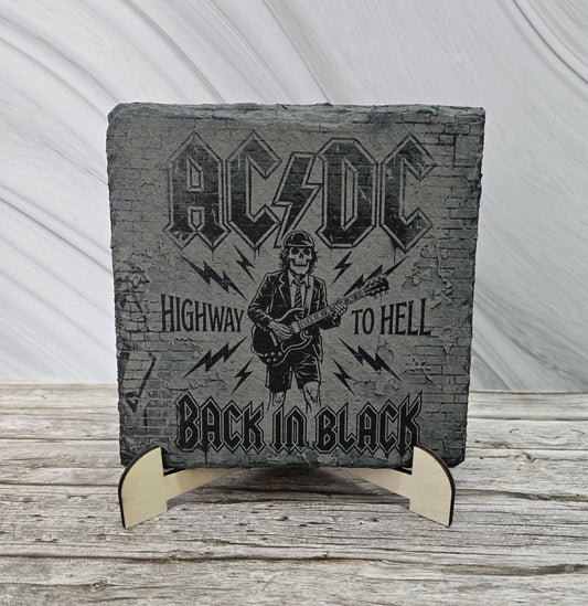 Гравирана вулканична плочка AC/DC