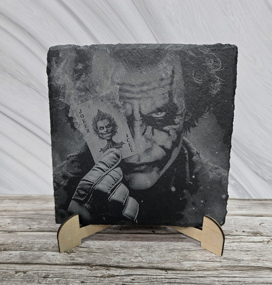 Гравирана вулканична плочка Joker