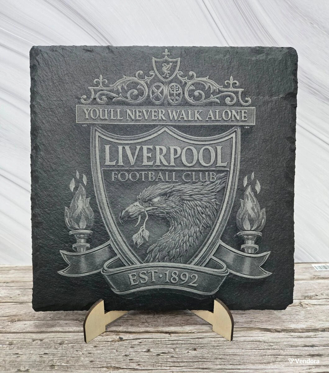 Гравирана вулканична плочка, вдъхновена от Liverpool